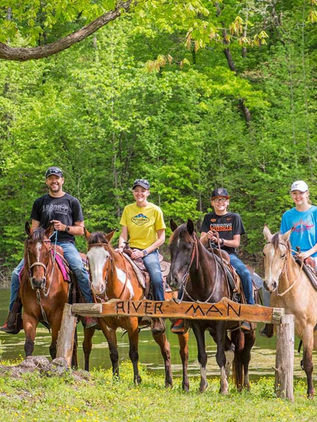 Horseback Riding Broken Bow, OK Riverman Trail Rides